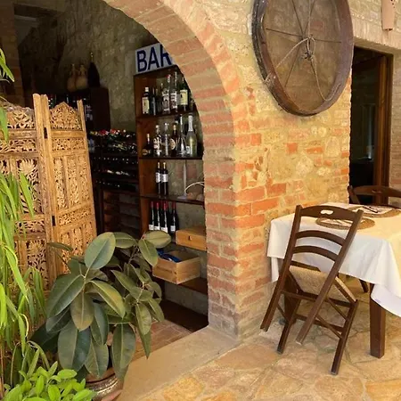 Podere La Paolina Farm stay Montefollonico